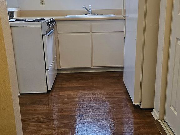 2nd image of 13003 E Hadley St #4