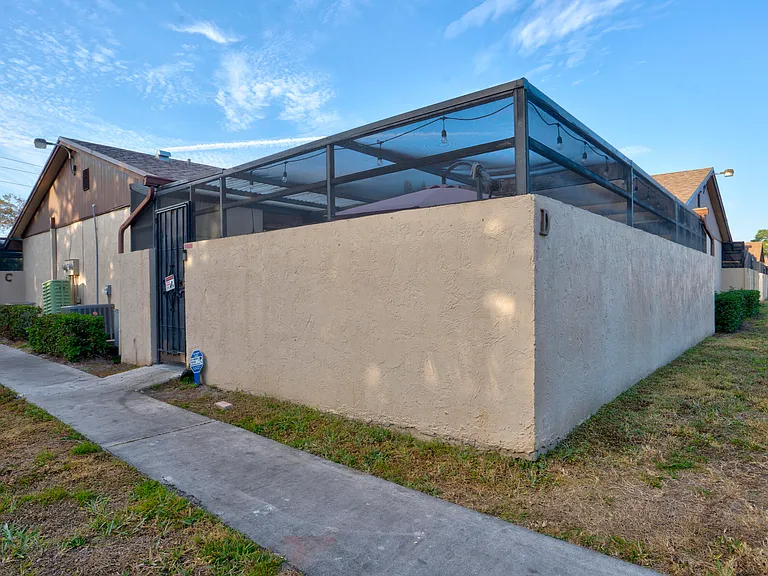 4782 Sunny Palm Cir #D — Photo 54