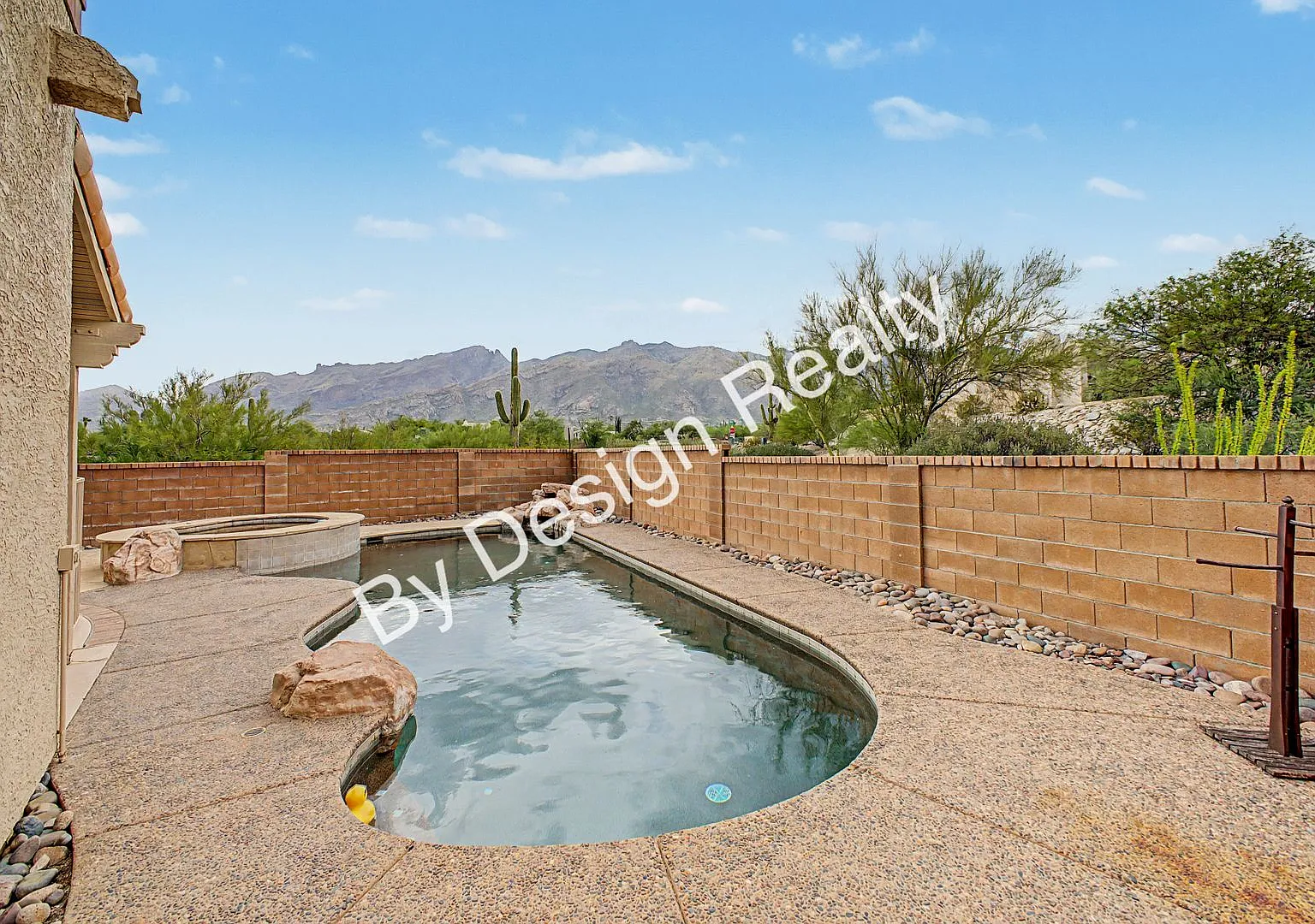 Upgraded Foothills Home with Pool, Spa & Mountain Views — Photo 1