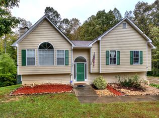 28 Dennis Cir, Dallas, GA 30132