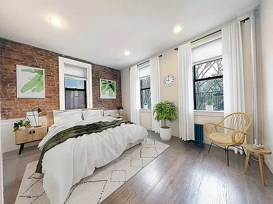 Rented by Bohemia Realty Group | media 2