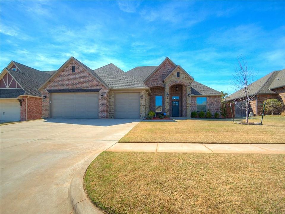 1st image of 813 Samantha Ln