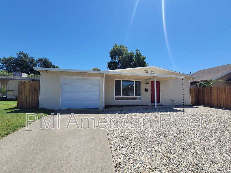1st image of 881 Beardsley Dr