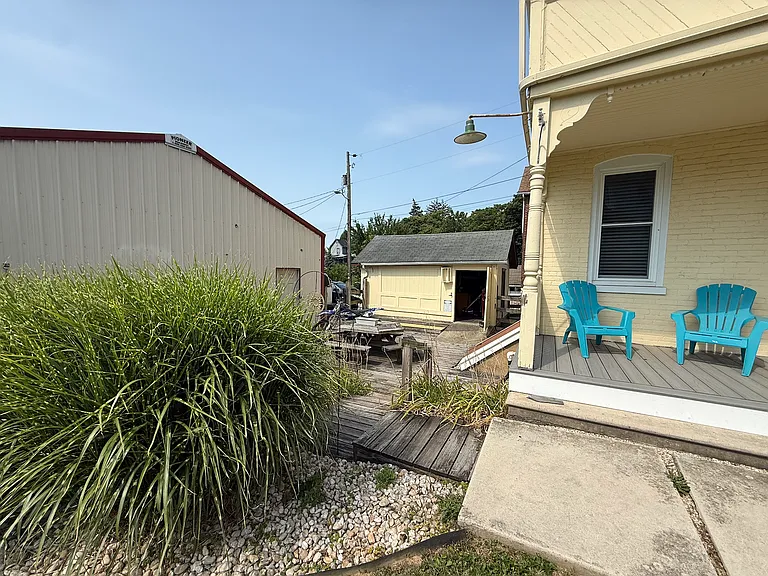 6348 Memorial Rd #1 — Photo 35