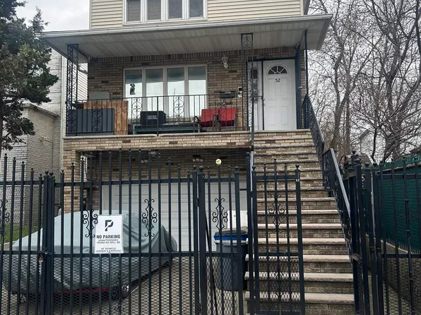 52 Henry St, Jersey City, NJ 07306