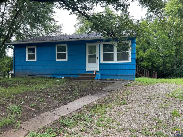 3600 SE Truman Ct, Topeka, KS 66605