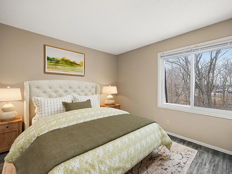 Woods + Meadow Apartments — Photo 11
