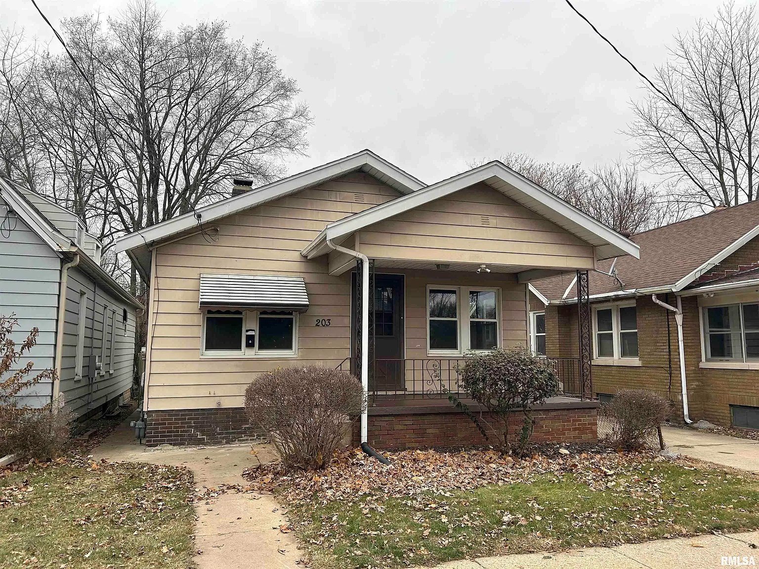203 N Bergan Ave photo 1