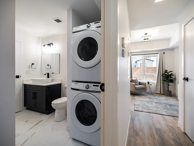 11 Merkel Manza Blvd — Photo 13