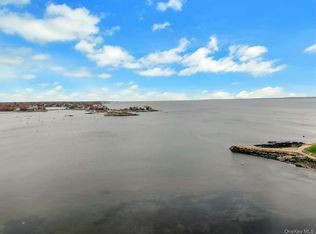 1 Echo Bay Place, New Rochelle, NY 10805