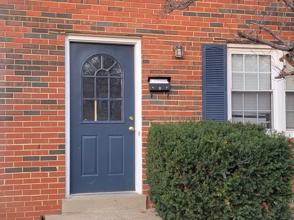 300 Beale Ct, Woodbridge, VA 22193