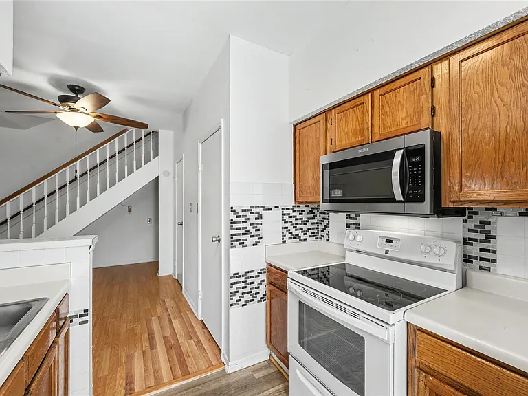 7575 Cambridge St #1304 — Photo 28