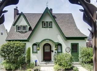 205 N Garden St, Bellingham, WA 98225