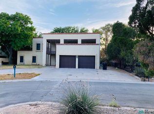 4 Robins Nest Pl, Roswell, NM 88201