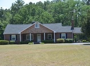 2533 Bethune Rd, Bethune, SC 29009