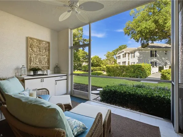 7054 Barrington Cir APT 102, Naples, FL 34108