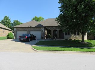 2409 W Saratoga, Ozark, MO 65721