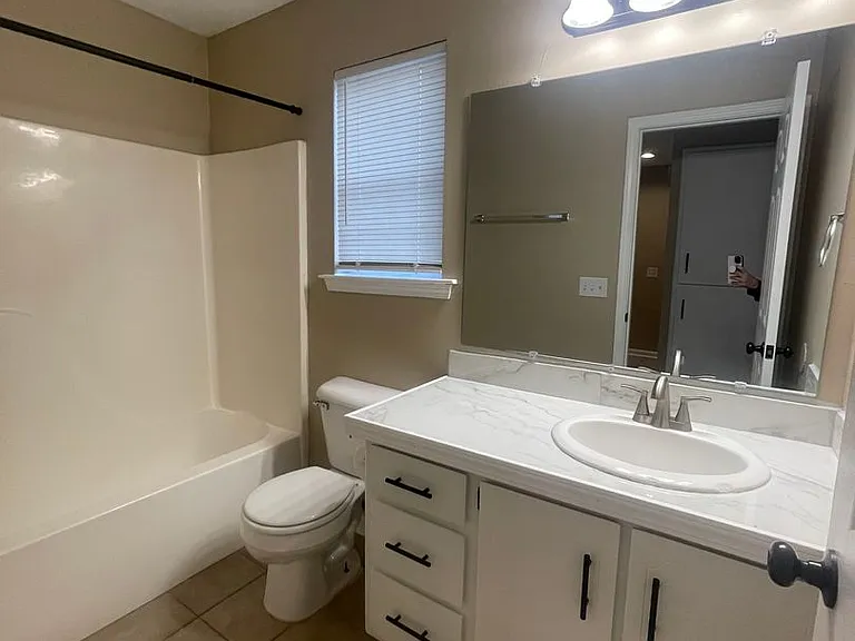 164 Leeswood Cir — Photo 14