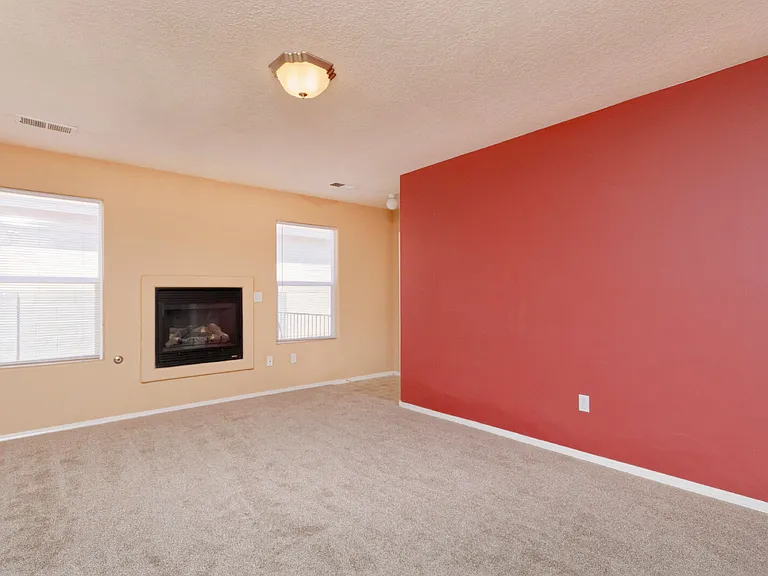2819 Solano Del Sol Dr NE — Photo 3