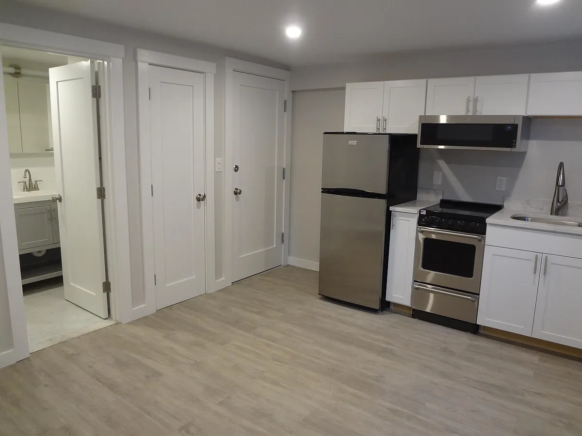 Building Photo - 15 Seaverns Ave #2