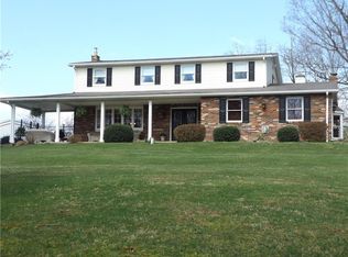 518 Hanover Kendall Rd, Hookstown, PA 15050