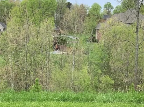 4030 Marquette Drive, Floyds Knobs, IN 47119