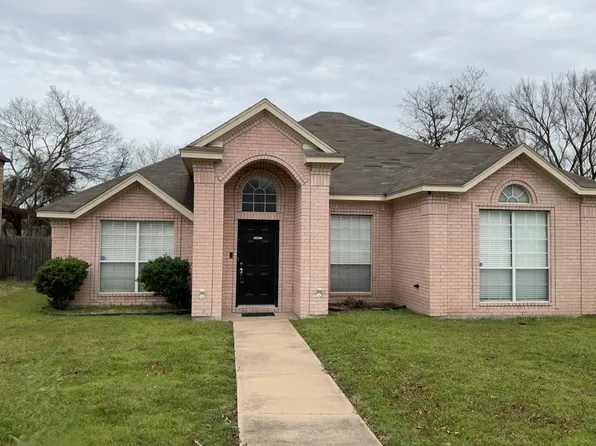 1400 Estate Ln, Desoto, TX 75115