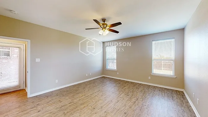 1468 Red Wolf Dr — Photo 17