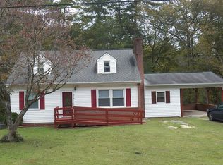 343 Laurel St, Hudson, NC 28638