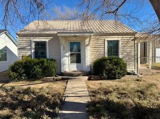 509 SW 5th St, Seminole, TX 79360