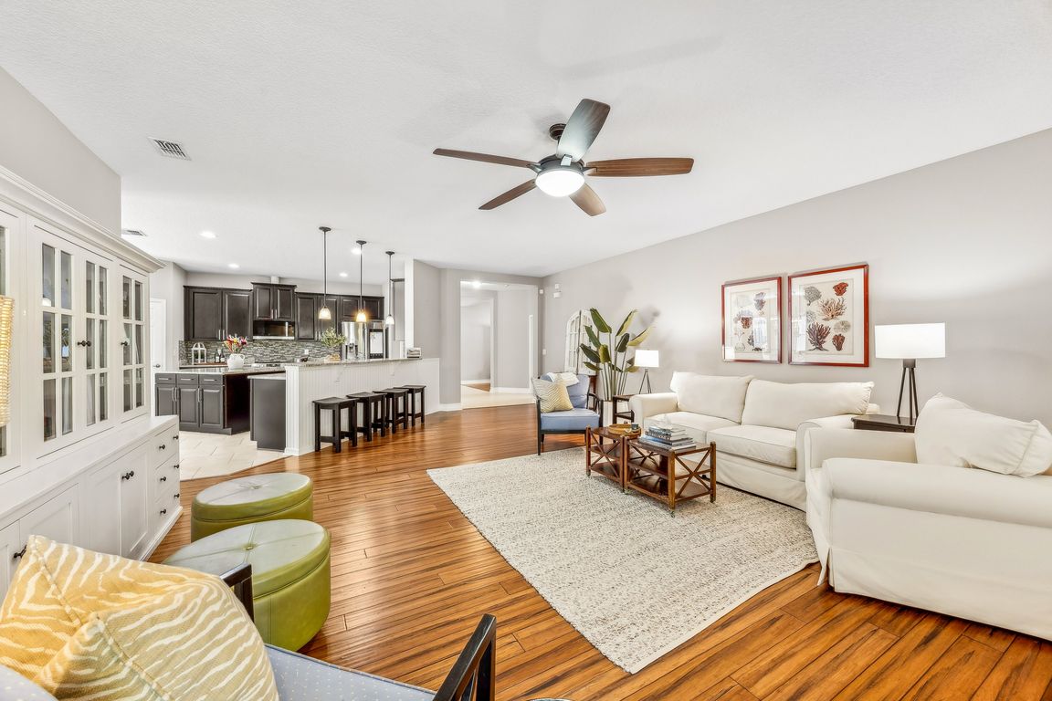 next background image