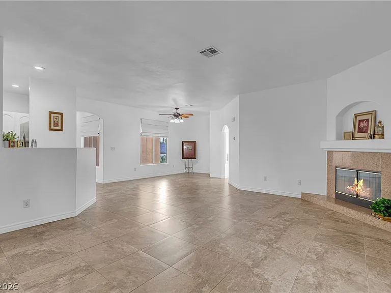 2050 W Warm Springs Rd #4322 — Photo 3