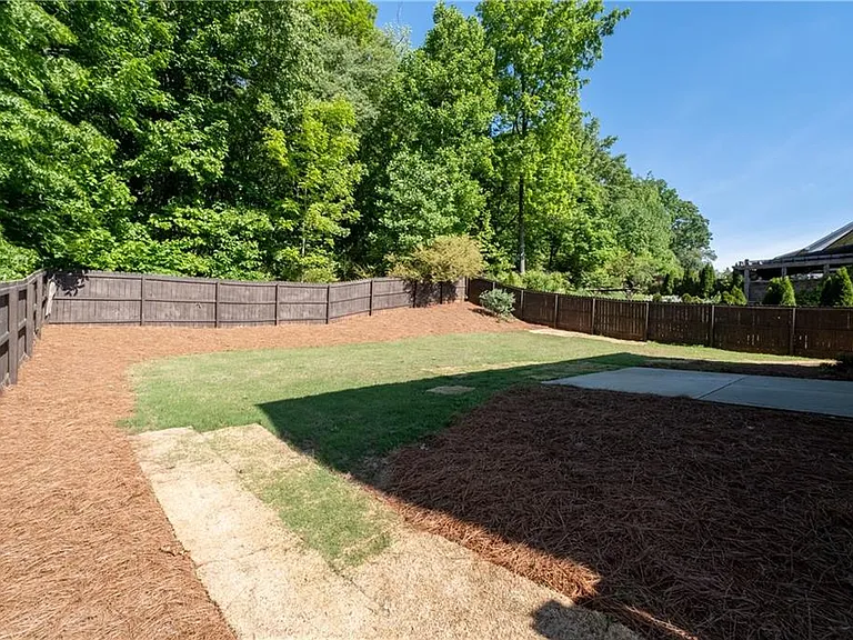 4910 Belcrest Way — Photo 35