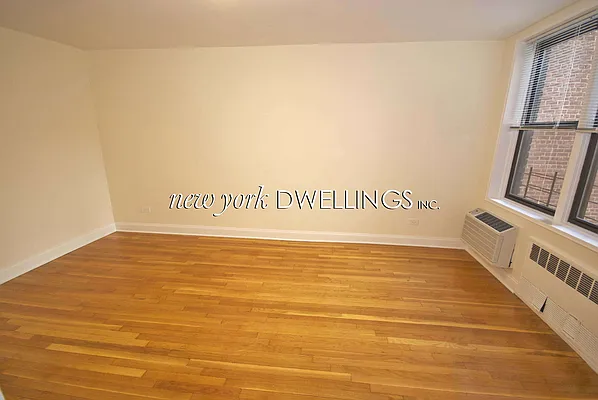 Rented by New York Dwellings LLC | media 10
