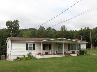 150 Piney View Dr, Beckley, WV 25801