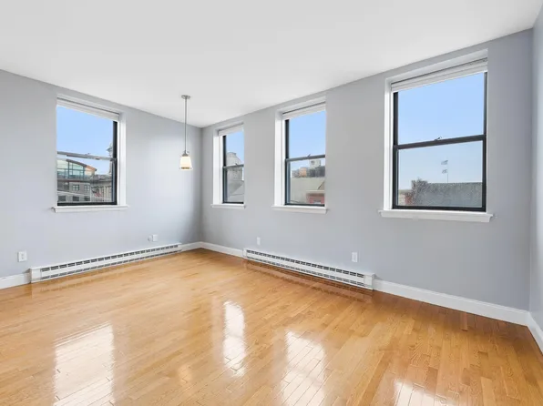 341 Fore Street #6, Portland, ME 04101