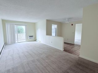 2 Ravena Ave APT 101, Riverside, RI 02915