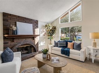 1205 W Bloomwood Rd, Rancho Palos Verdes, CA 90275