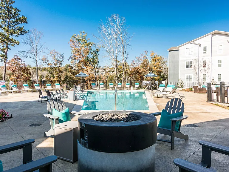 Village at Westland Cove Apartments — Photo 23