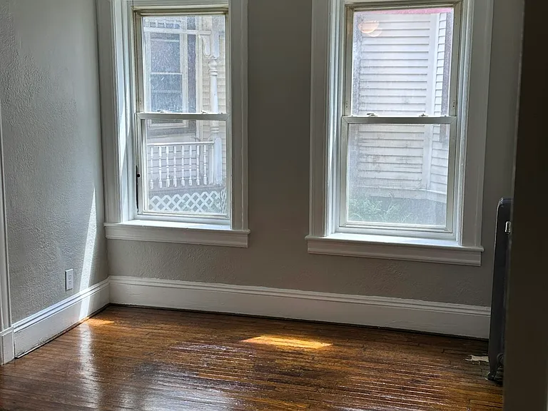 242 Fort Pleasant Ave #1L — Photo 11