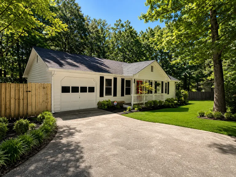 3564 Bomar Rd — Photo 1