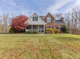 128 Willow Springs Dr, Wellsburg, WV 26070