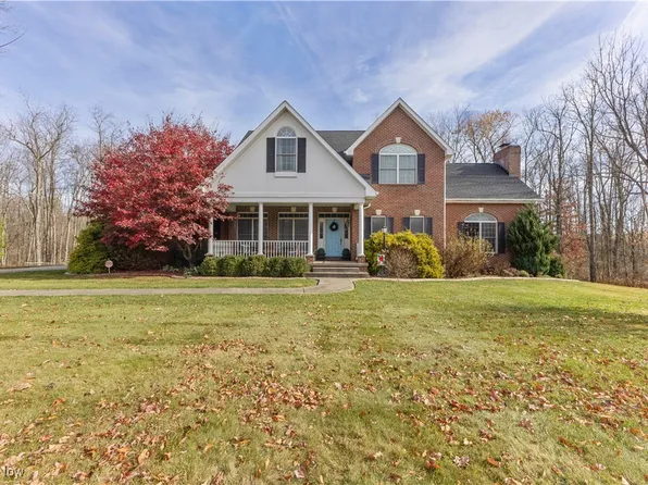 128 Willow Springs Dr, Wellsburg, WV 26070