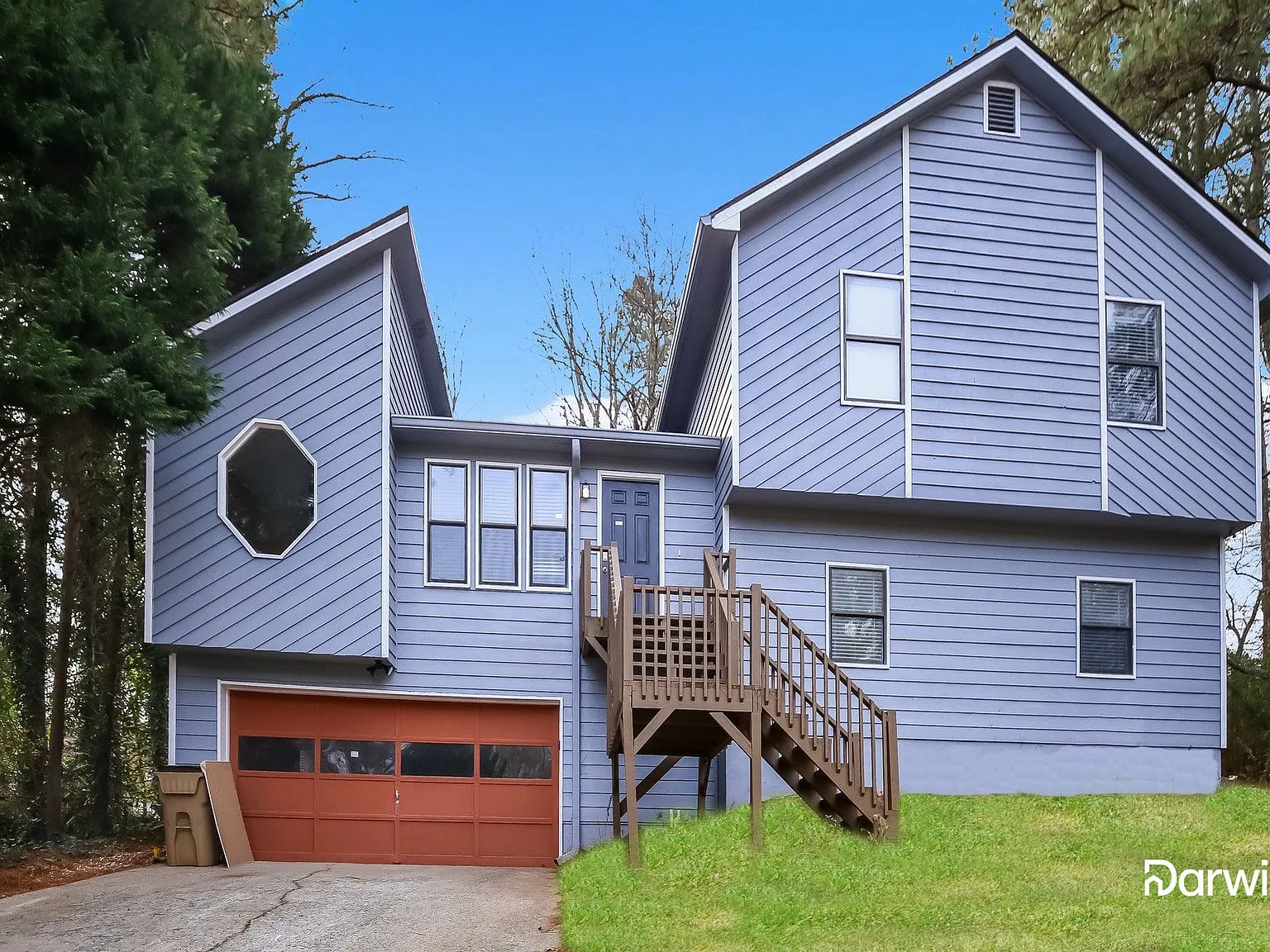3 bed, 3.0 bath, 2074 sqft, $2,250 — Photo 1