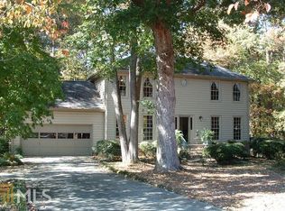 240 Country Squire Dr, Fayetteville, GA 30215
