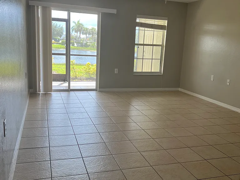 9081 Gervais Cir #806 — Photo 8