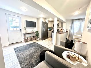 528 E 37th St #A, Savannah, GA 31401