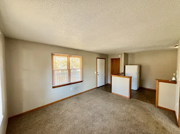 414 N Mulberry St, Warrensburg, MO