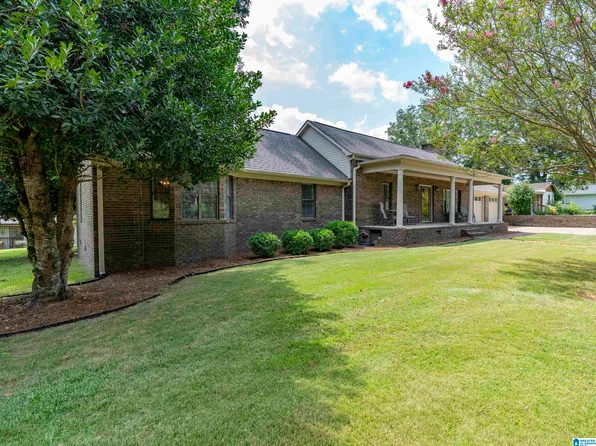 1101 Hickory St, West Blocton, AL 35184