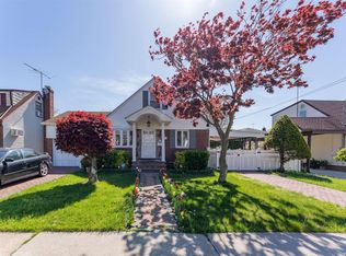419 Keller Ave, Elmont, NY 11003